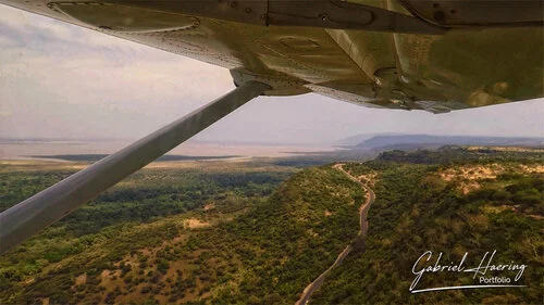 Volo panoramico dal Lago Manyara verso Grumeti durante un safari fotografico in Tanzania