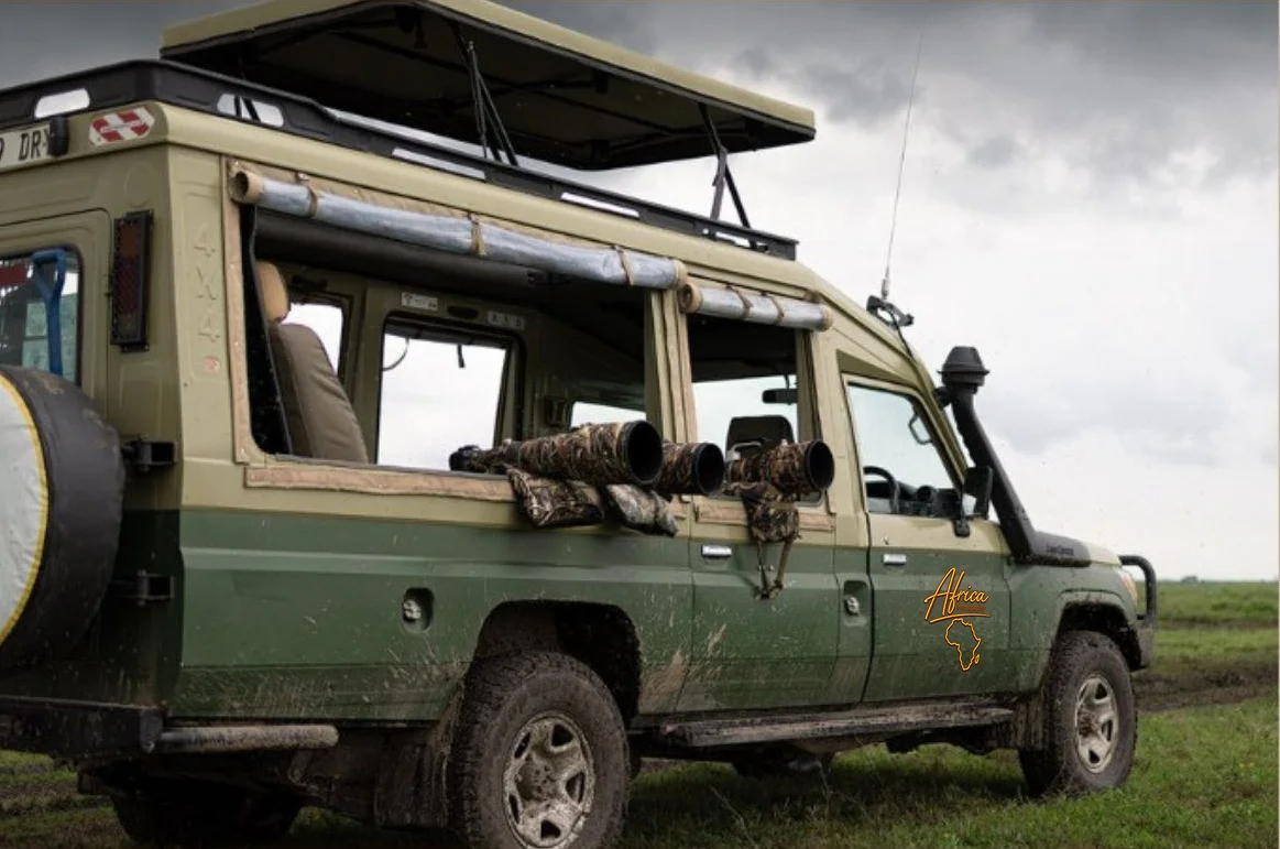 Land Cruiser trasformato per safari fotografici unici in Tanzania